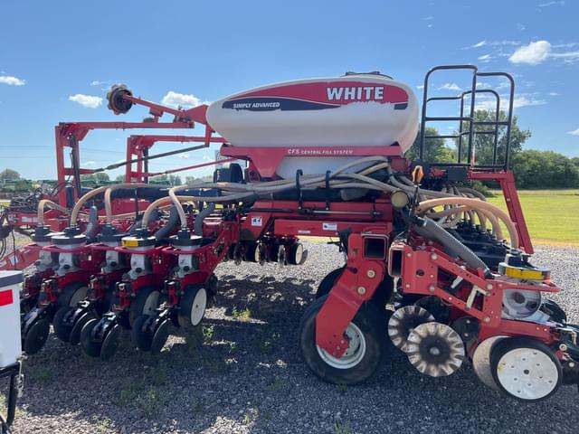 Image of White 8523 equipment image 3