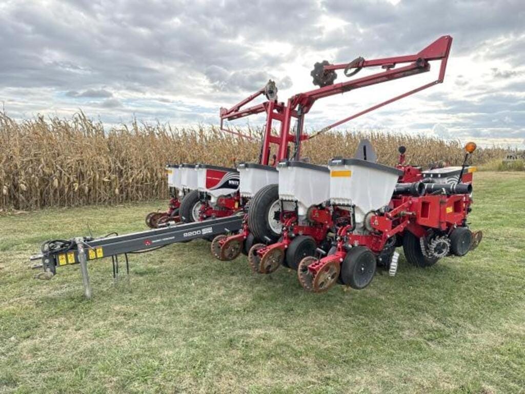 Main image White 9200