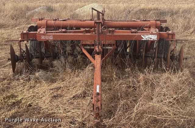 Image of White 265 equipment image 1