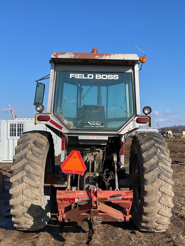 Image of White 2-105 equipment image 4