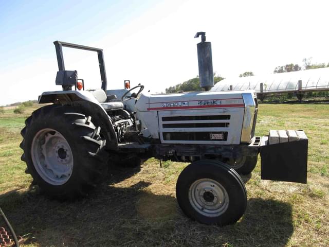 Image of White 2-62 equipment image 4