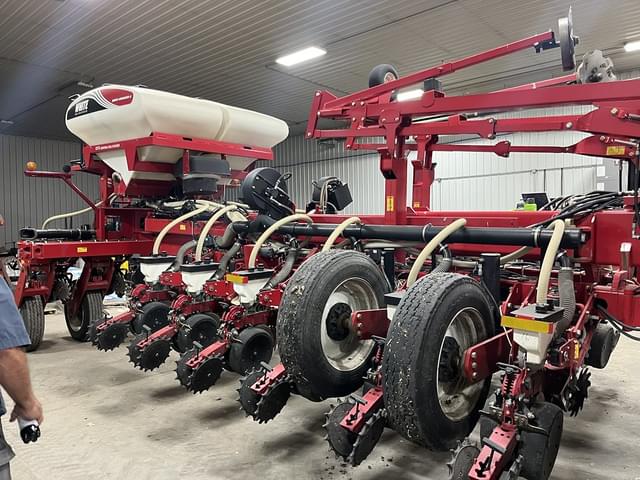 Image of White 9816 equipment image 2