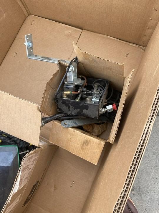Image of White 9924VE equipment image 4