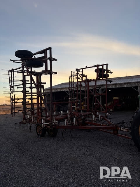 Image of Wil-Rich 13FCW equipment image 3