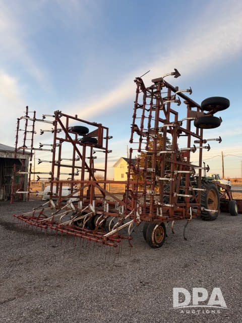 Image of Wil-Rich 13FCW equipment image 2