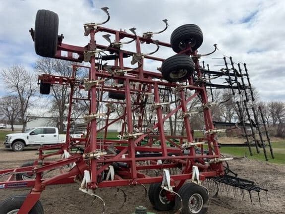 Image of Wil-Rich Quad 5 equipment image 1