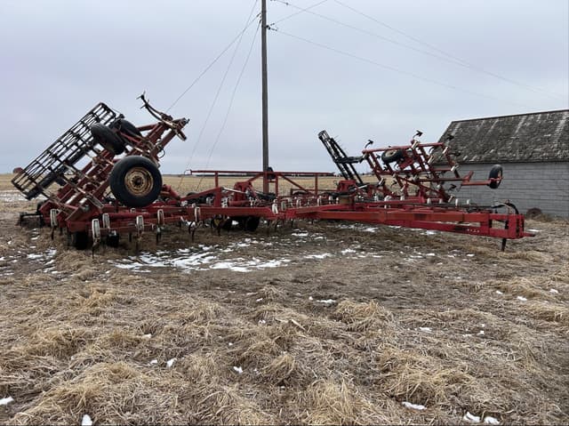 Image of Wil-Rich Quad 5 equipment image 2