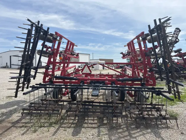 Image of Wil-Rich Quad 5 equipment image 3