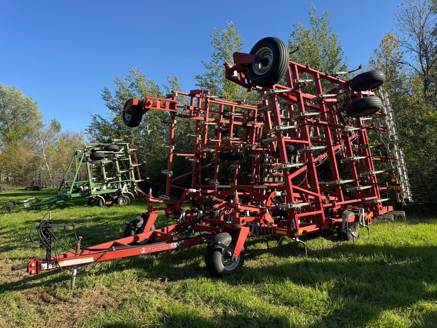 Wil-Rich QX2 Equipment Image0