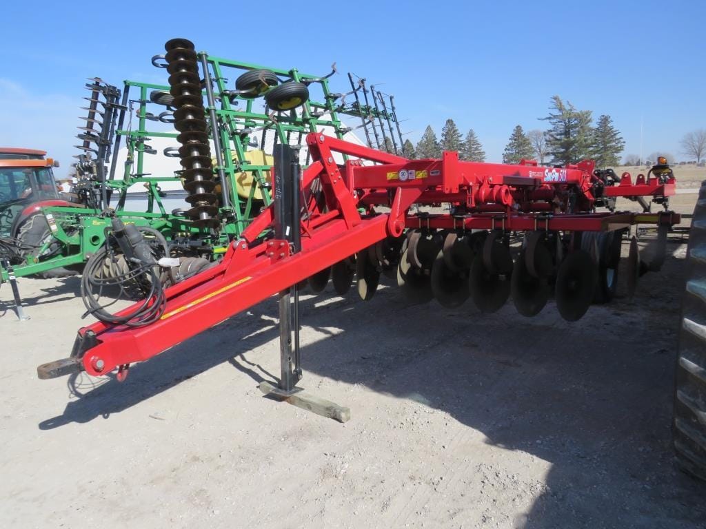 Wil-Rich 513 Equipment Image0