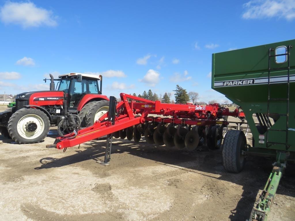 Wil-Rich 513 Equipment Image0