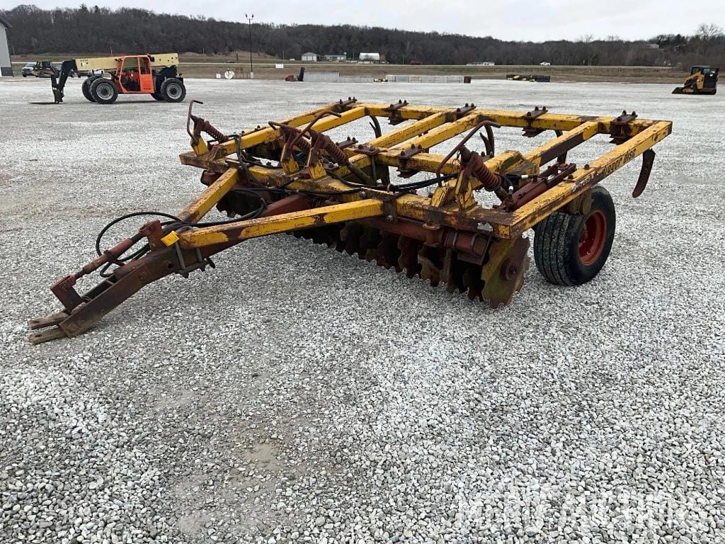 Wilbeck 2109 Equipment Image0