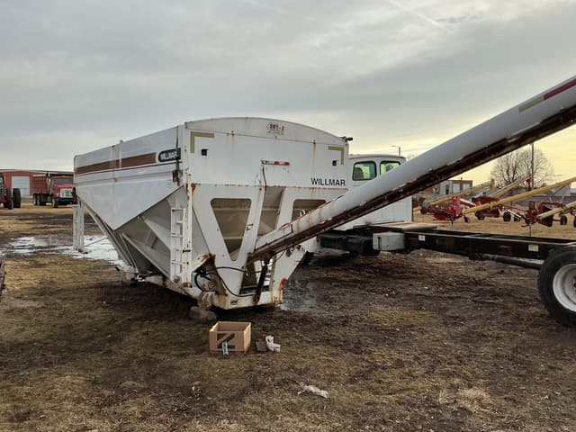 Image of Willmar 1600 equipment image 4