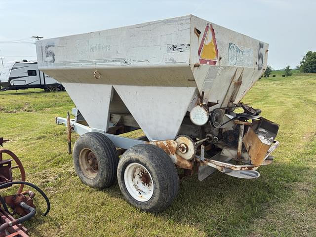 Image of Willmar 500 equipment image 4
