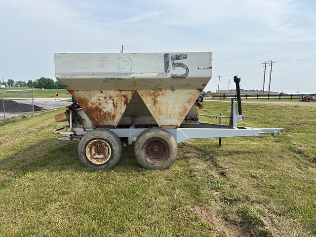 Image of Willmar 500 equipment image 1