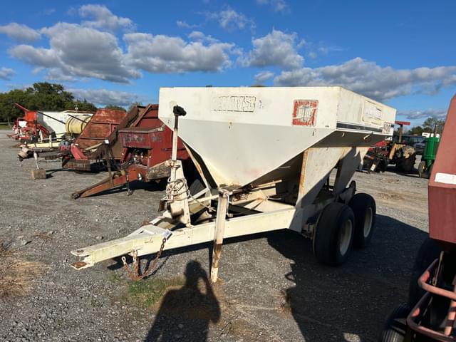 Image of Willmar 500 equipment image 1
