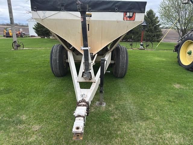 Image of Willmar 600 equipment image 2