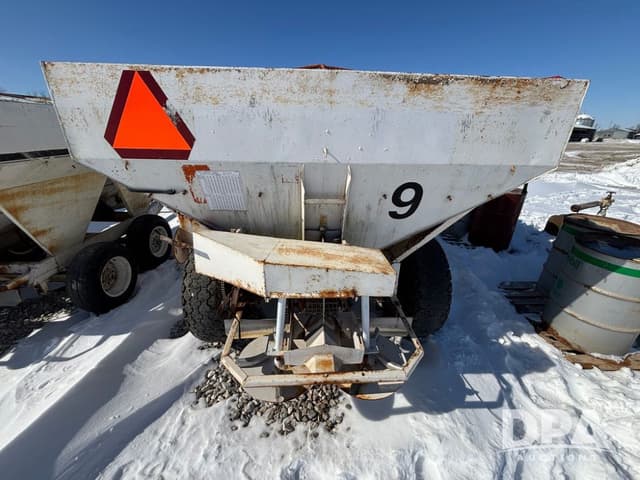 Image of Willmar 600 equipment image 2