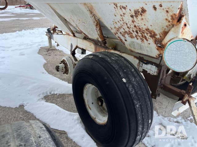 Image of Willmar 600 equipment image 3