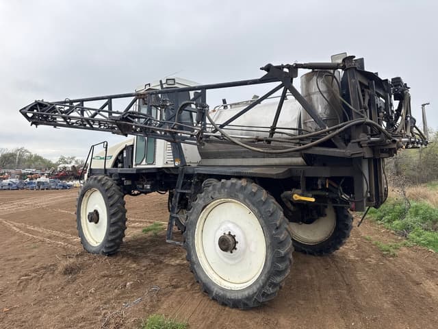 Image of Willmar 7200 equipment image 3