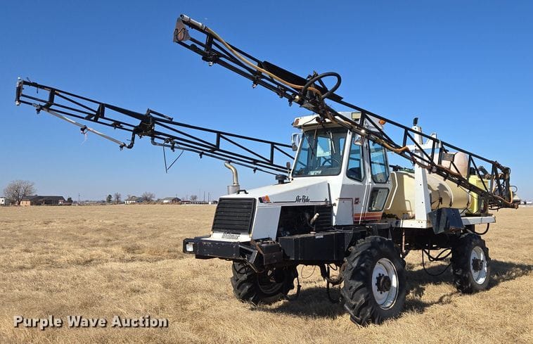 Willmar 745 Equipment Image0