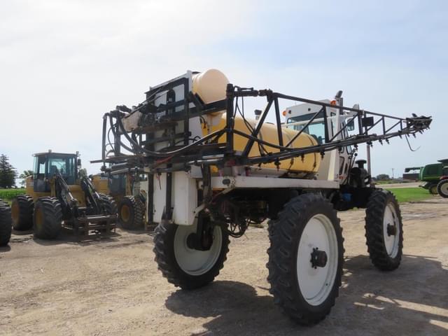 Image of Willmar 765 equipment image 2