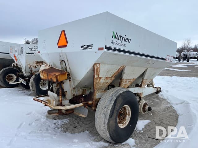 Image of Willmar 800 equipment image 2