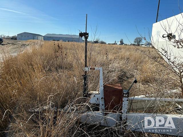 Image of Willmar 600 equipment image 4