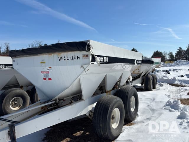 Image of Willmar Super 600 equipment image 1