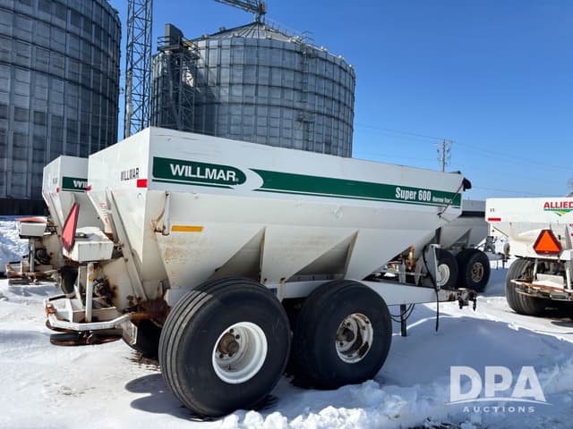 Image of Willmar Super 600 equipment image 2