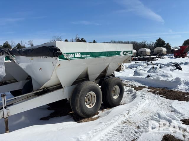 Image of Willmar Super 600 equipment image 1