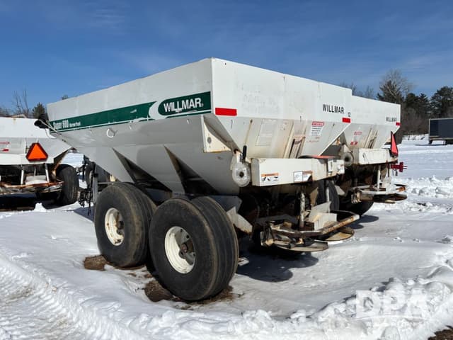 Image of Willmar Super 600 equipment image 3