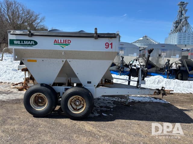 Image of Willmar S500 equipment image 2