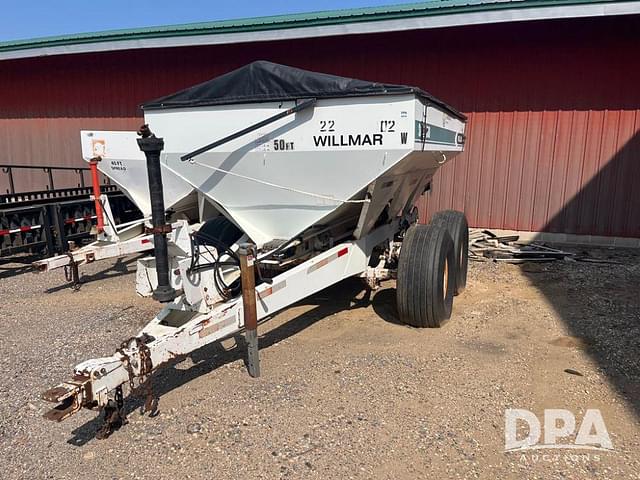 Image of Willmar Super 600 equipment image 2