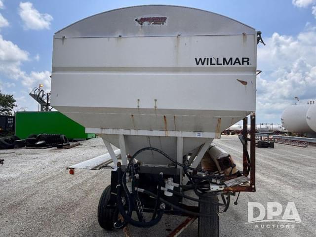 Image of Willmar Side Shooter 16 equipment image 1