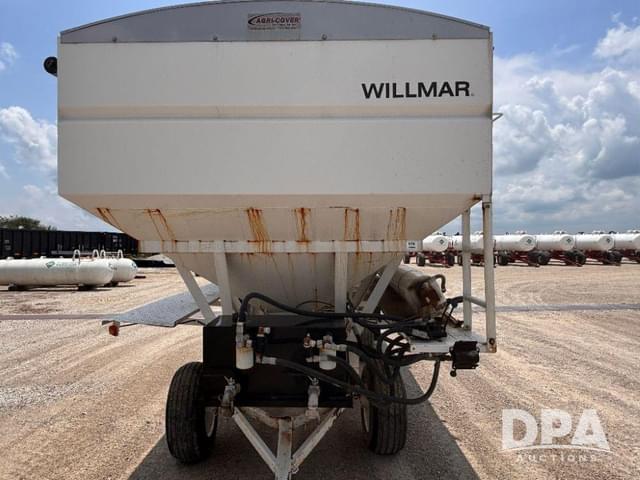 Image of Willmar Side Shooter 16 equipment image 1