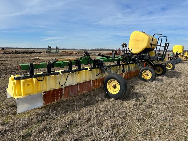 Image of Willmar 640 equipment image 3