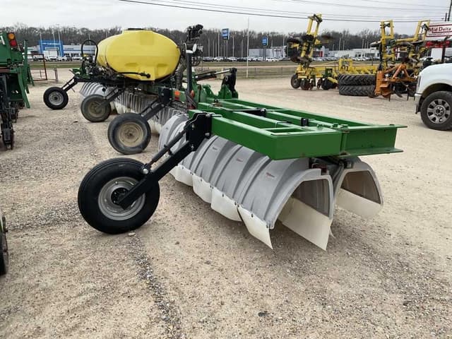 Image of Willmar 642 equipment image 2