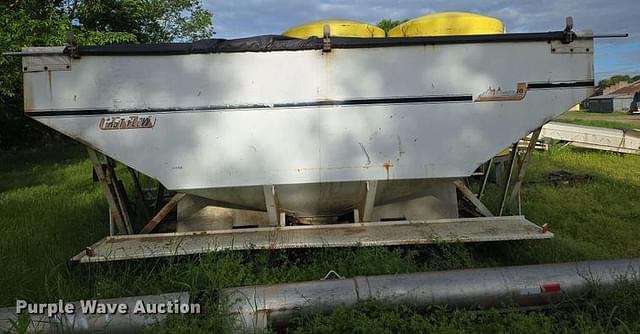 Image of Willmar Load Runner 16 equipment image 3