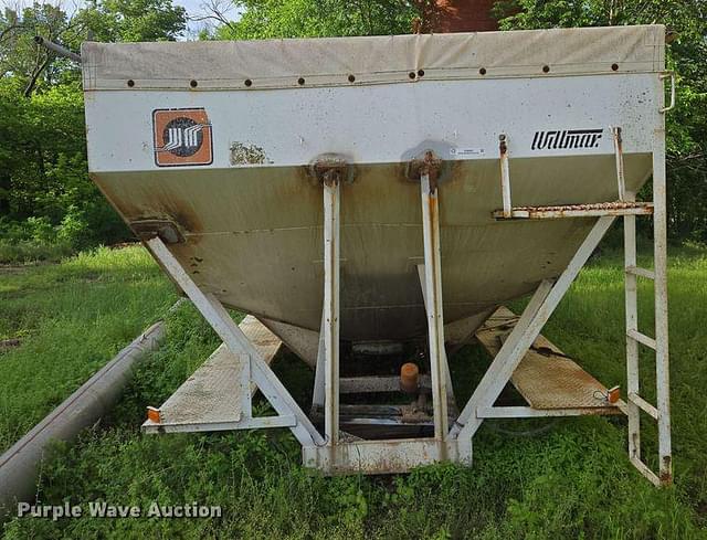 Image of Willmar Load Runner 16 equipment image 1