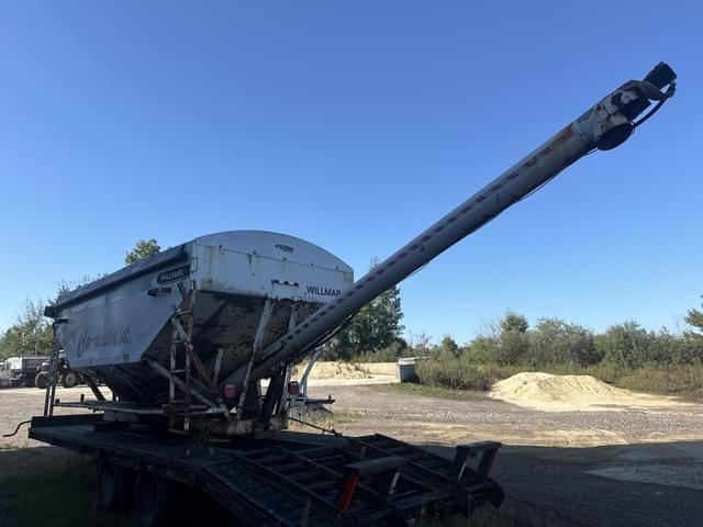Image of Willmar Load Runner 16 equipment image 4