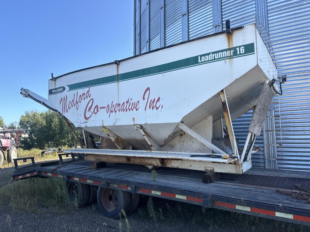 Willmar Load Runner 16 Equipment Image0