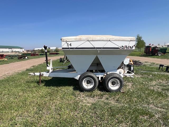Image of Willmar 500 equipment image 1