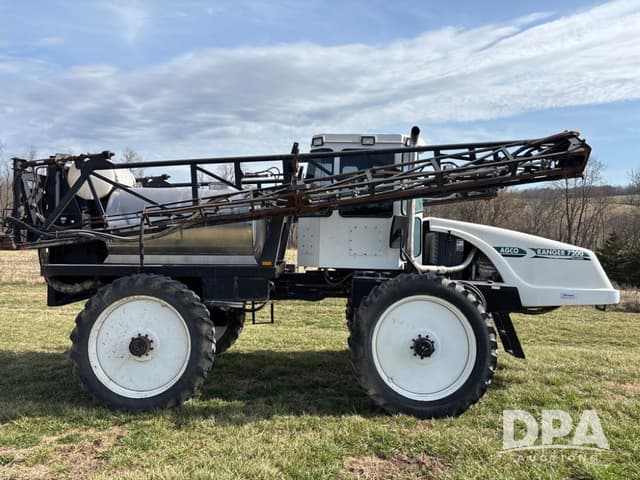 Image of Willmar 7200 equipment image 3