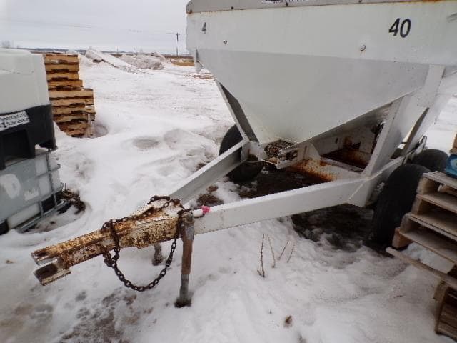 Image of Willmar S500 equipment image 4