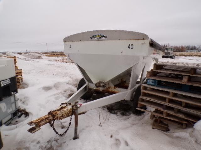 Image of Willmar S500 equipment image 2