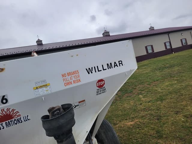 Image of Willmar Super 500 equipment image 3