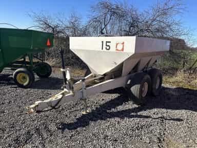 Fertilizer Applicators - Dry