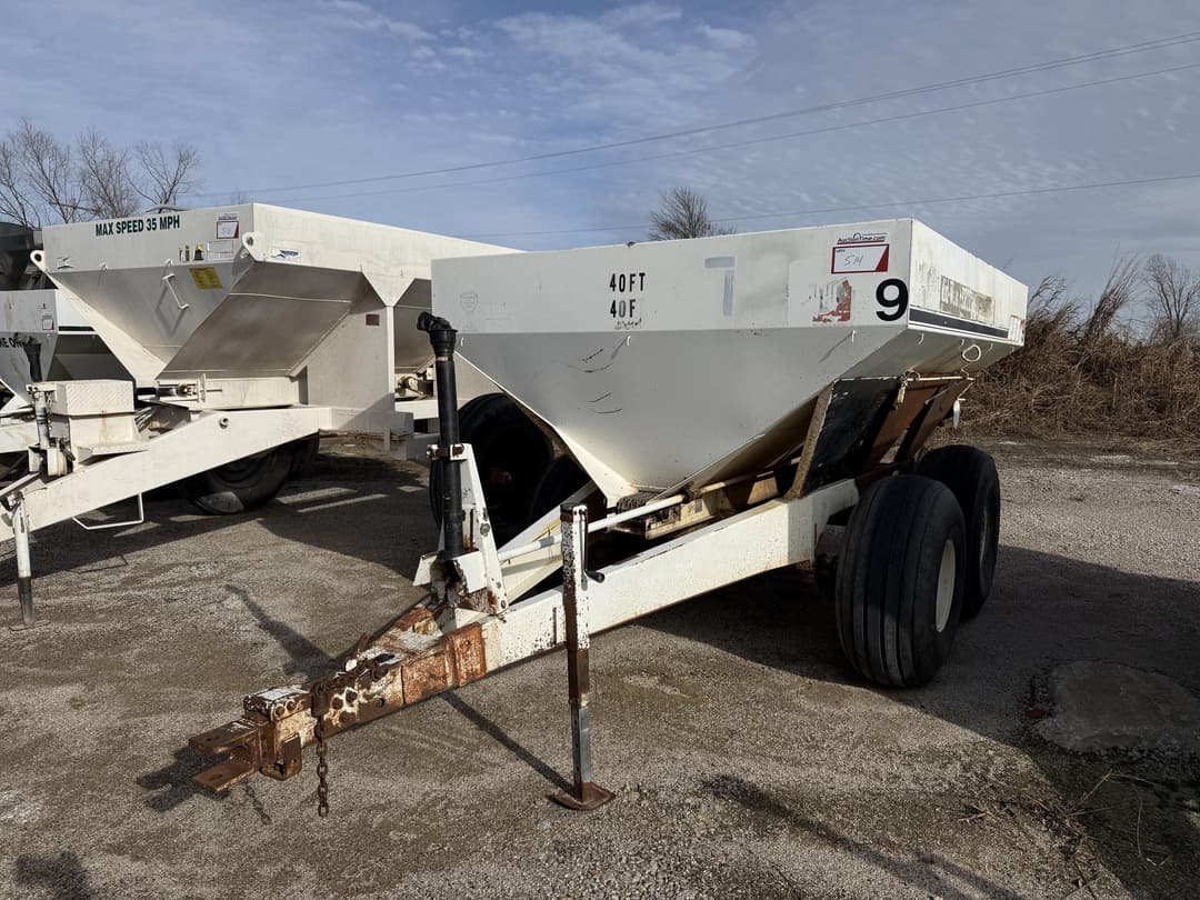 Image of Willmar Super 600 Primary image