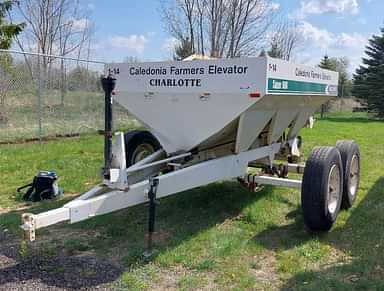 Fertilizer Applicators - Dry